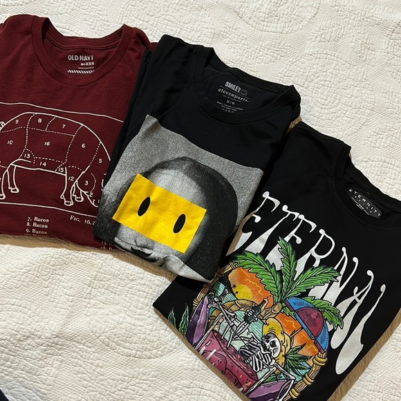 Bundle of 3 men’s T shirts. Medium - Picture 1 of 7